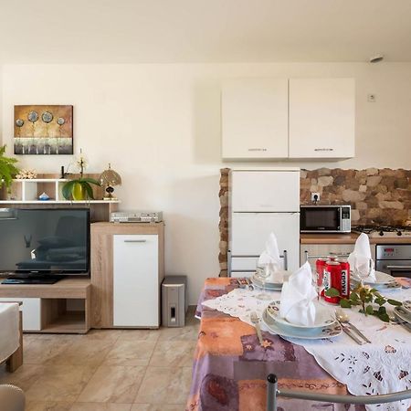 Apartment Radeki Glavica 112B Loborika Luaran gambar